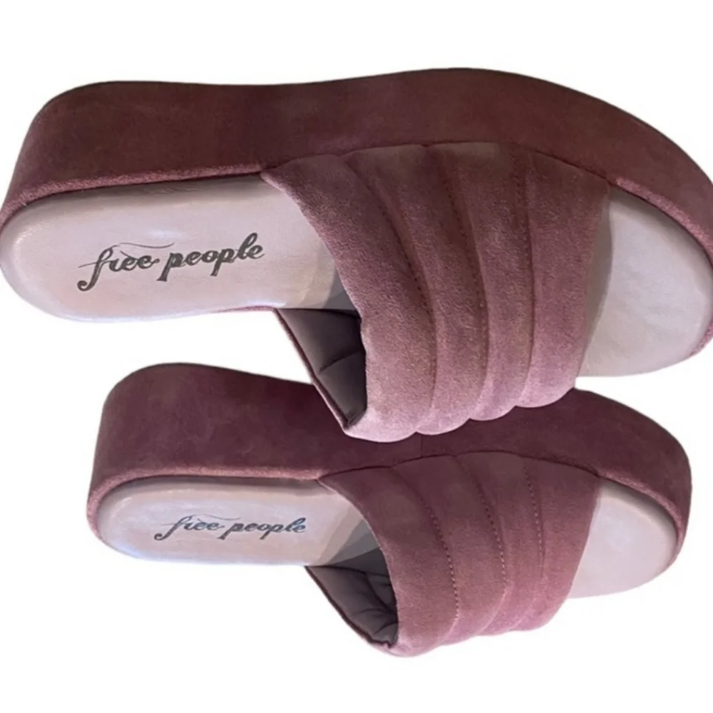 Free People Almost Paradise Suede Platform Slip in Orchid Pink 37.5 / 7.0